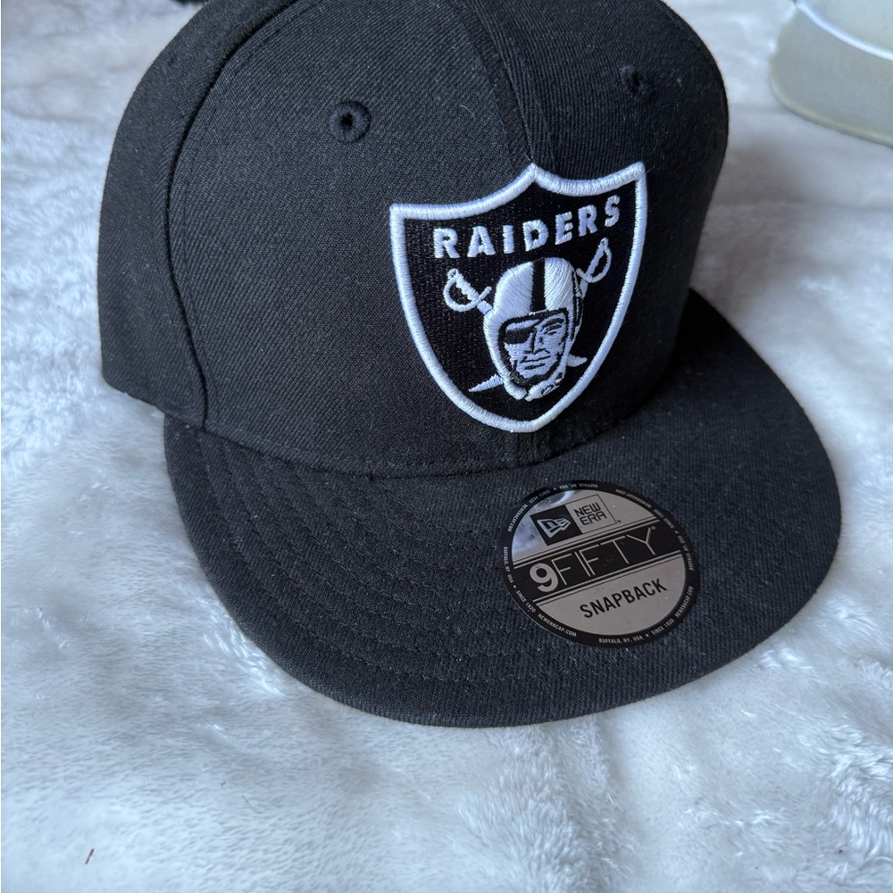 New Era Black Raiders 9FIFTY Snapback Hat